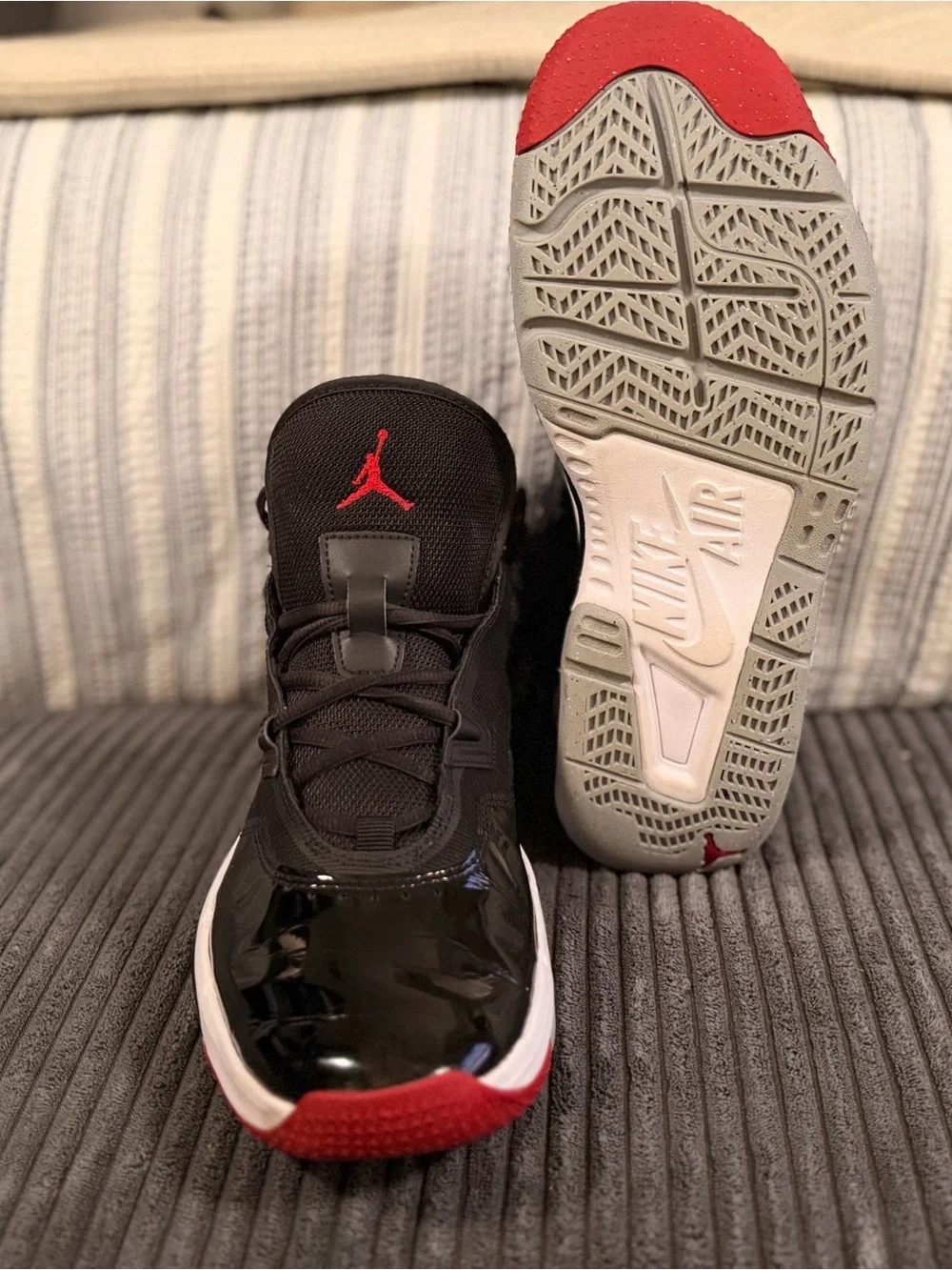 Jordan Air MVP “Bred” Black/Cement Grey/University Red Men’s size 9 (FB1396-006)